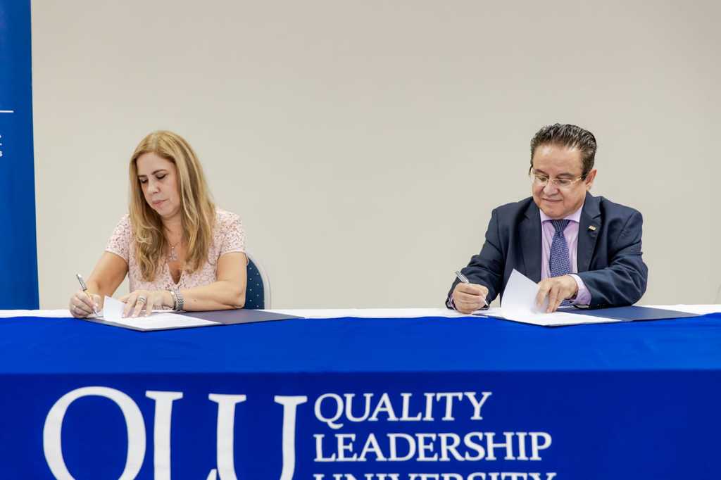QLU y PROPANAMA se unen para potenciar la educación y el crecimiento sostenible del país