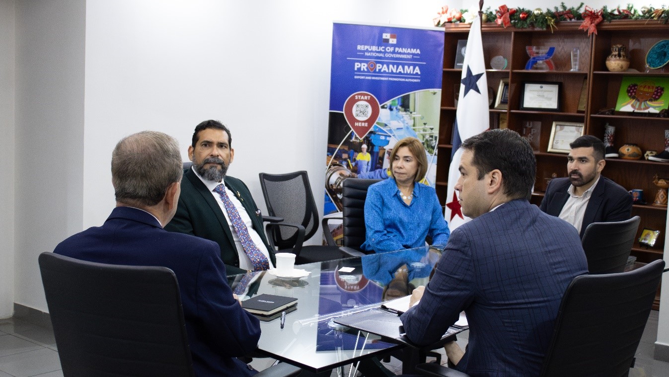 PROPANAMA analiza oportunidades del sector farmacéutico
